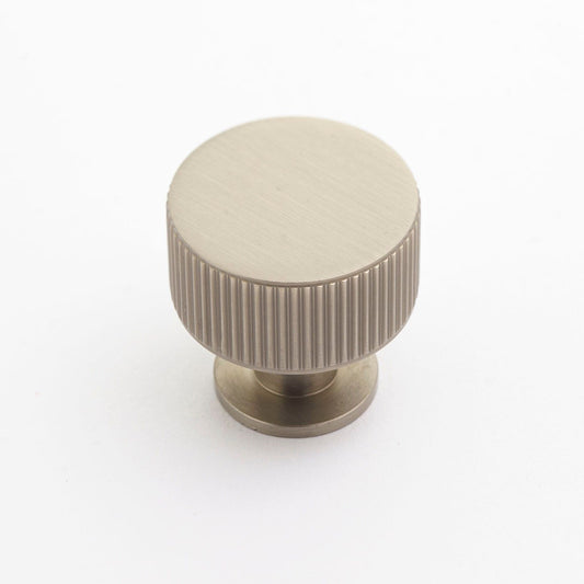 Castella Romano Knob 30mm (Many Colours)