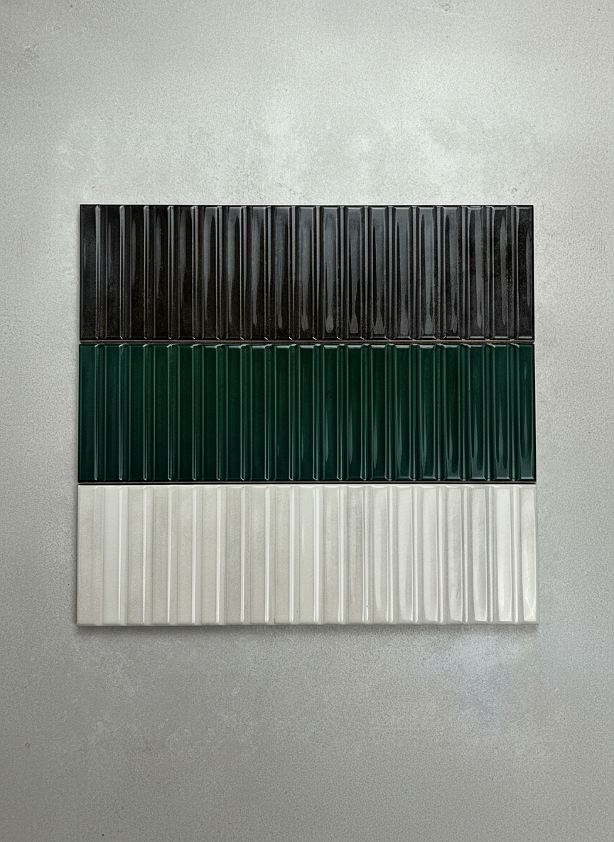 Striatura Emerald Gloss Flute Subway 100x300